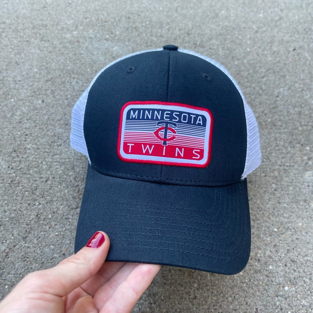 Genuine Merchandise Minnesota Twins Fan Favorite Baseball Hat Blue and Red